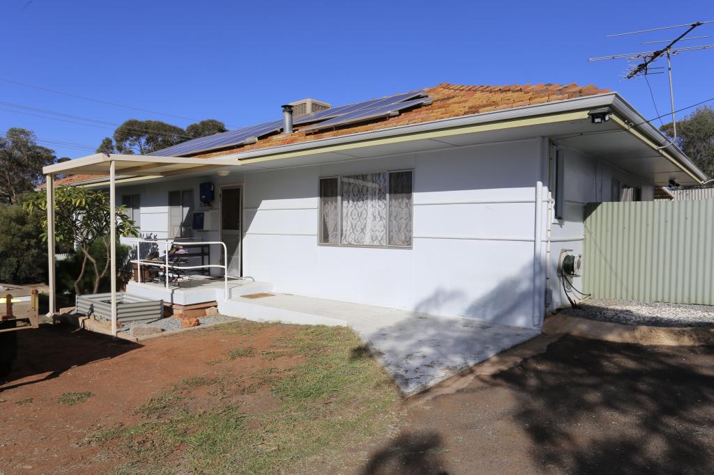 8 Kurrajong Lane, Kambalda East, WA 6442