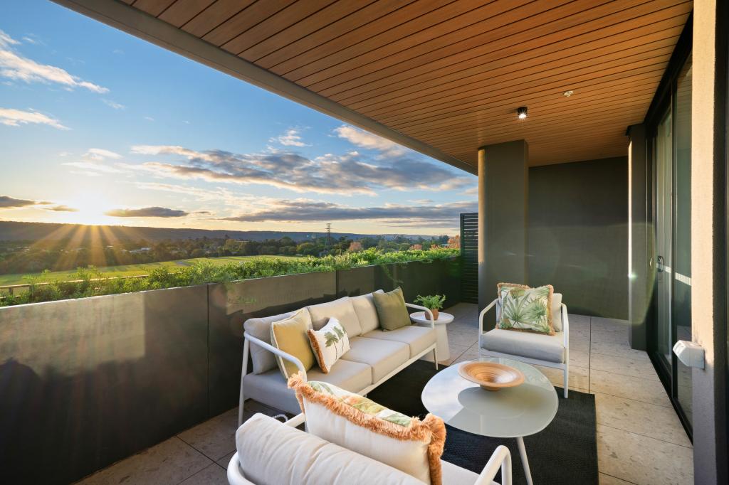 502/10B JOHN TIPPING GR, PENRITH, NSW 2750