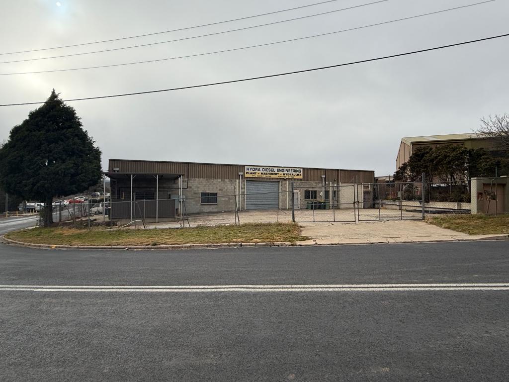 3 & 4/100 HIGH ST, QUEANBEYAN EAST, NSW 2620