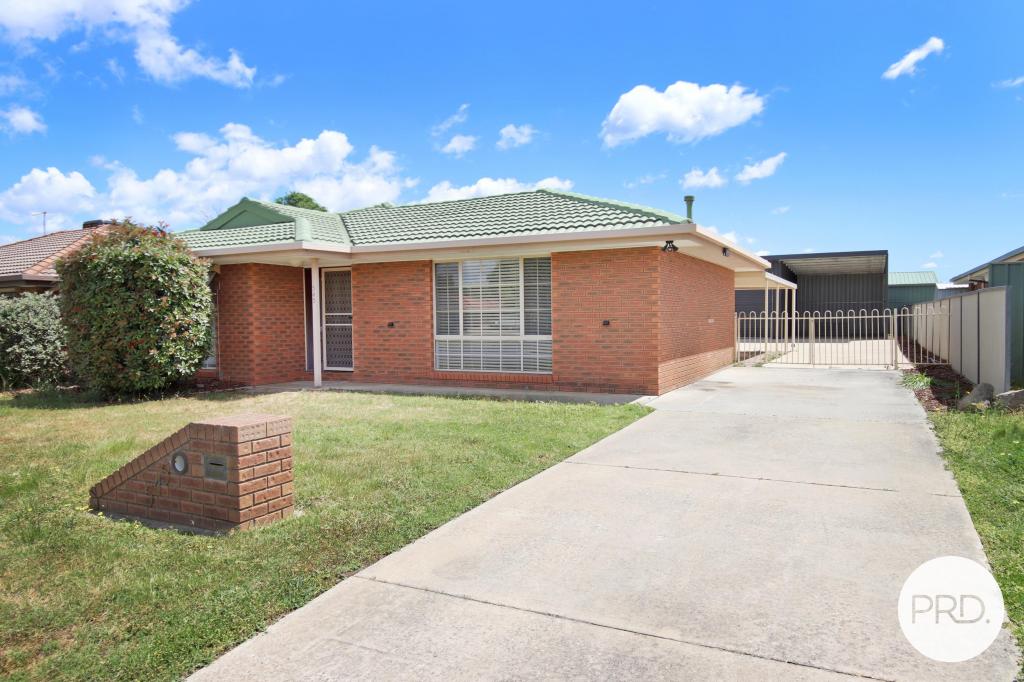 545 Daly St, Lavington, NSW 2641