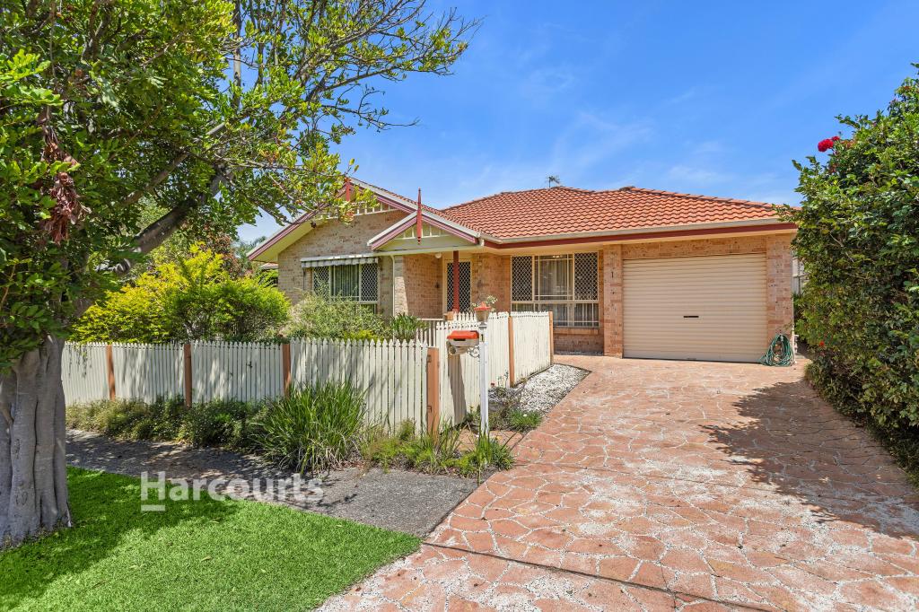 1 Durras Cl, Flinders, NSW 2529