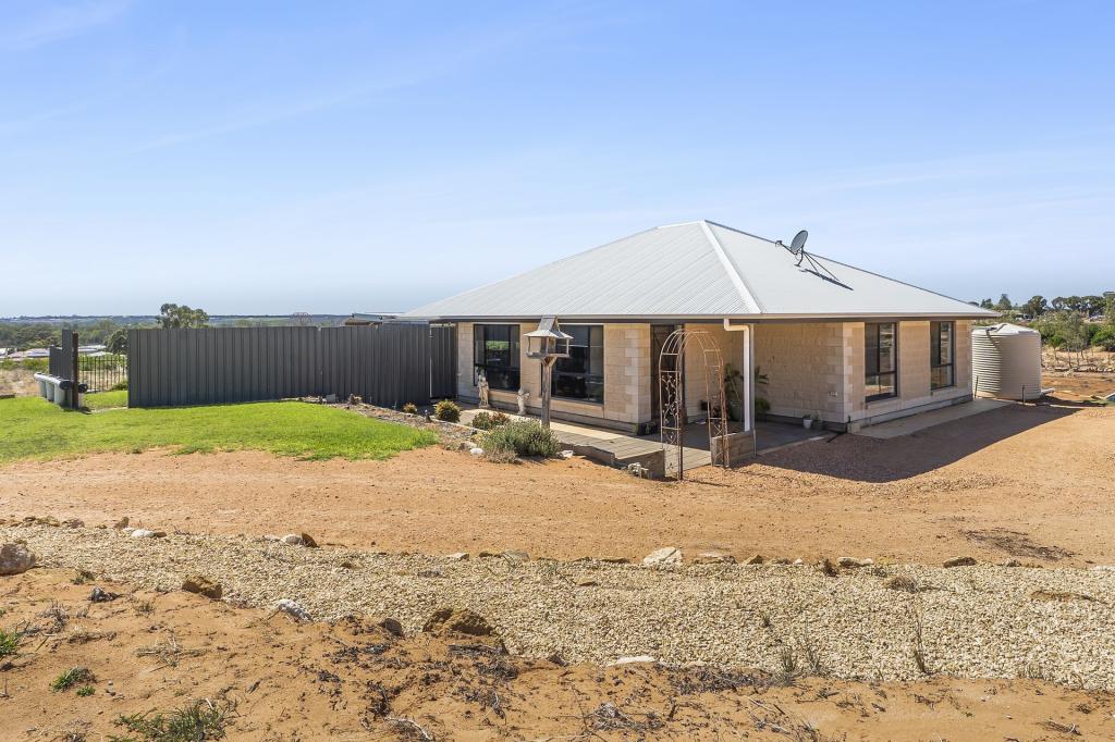 100 LOXTON DR, MOOROOK, SA 5332