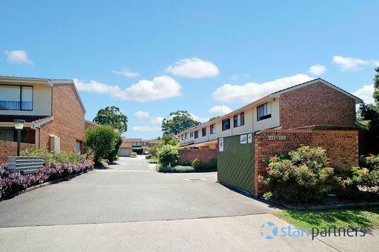 16/221 Old Kent Rd, Greenacre, NSW 2190