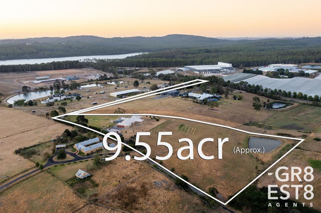 11 HORSWOOD RD, NARRE WARREN NORTH, VIC 3804