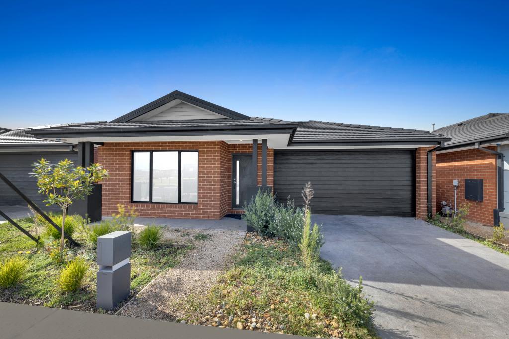 37 Lynwood Dr, Thornhill Park, VIC 3335