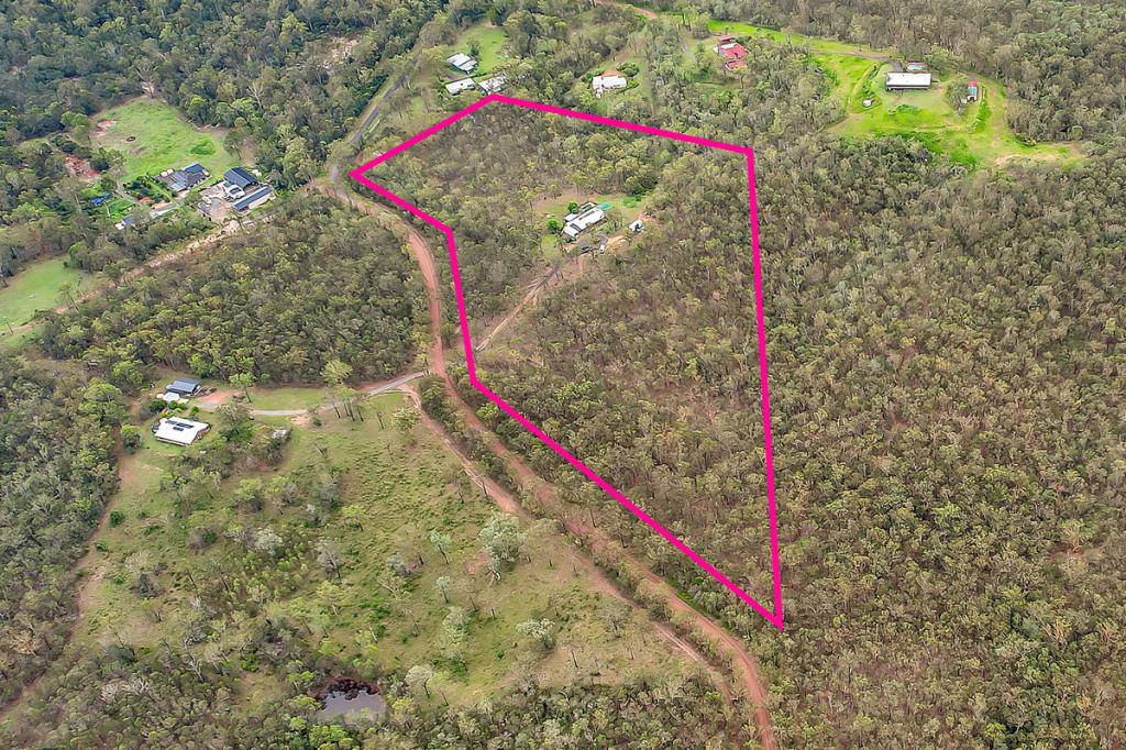 207 Borallon Station Rd, Pine Mountain, QLD 4306