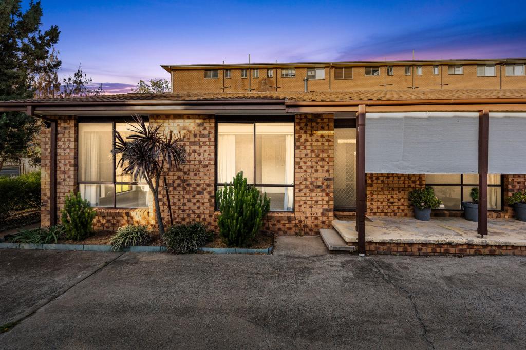 1/108 Henderson Rd, Crestwood, NSW 2620