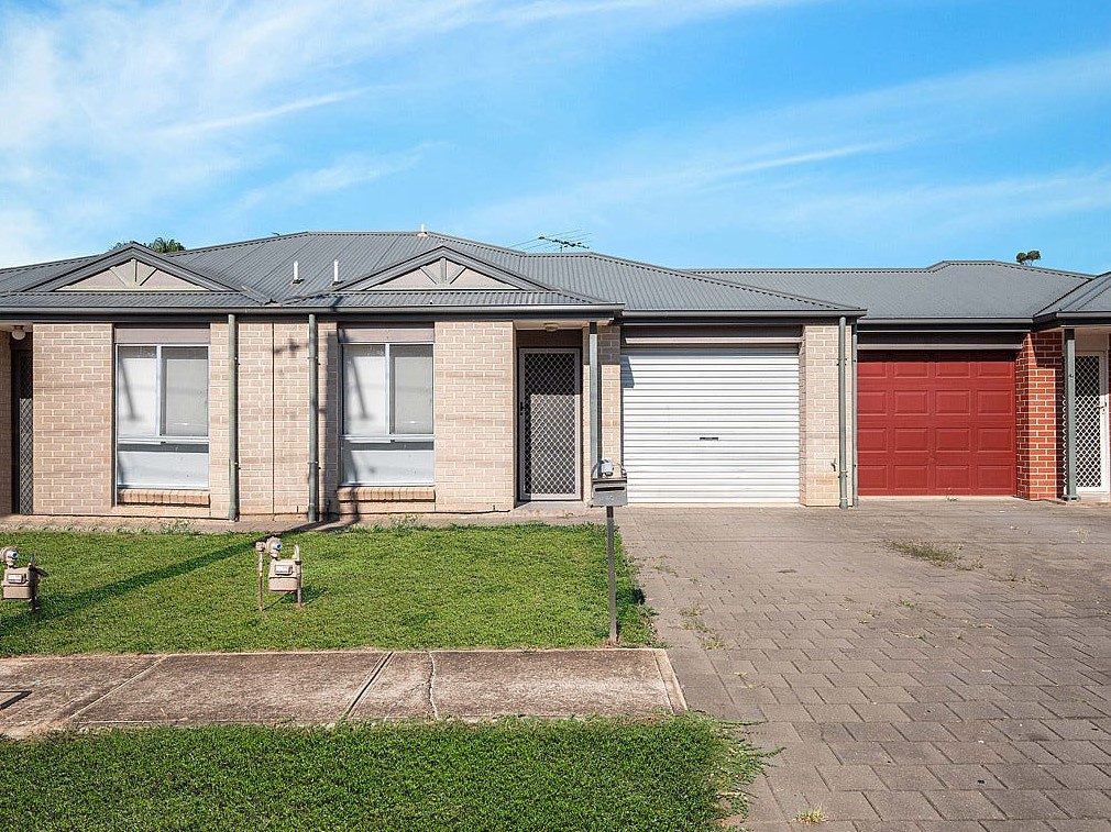 4c Harnham Rd, Salisbury North, SA 5108