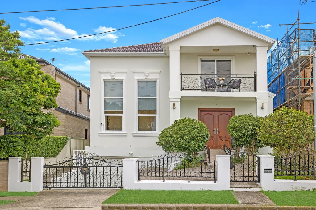 214 Carrington Ave, Hurstville, NSW 2220