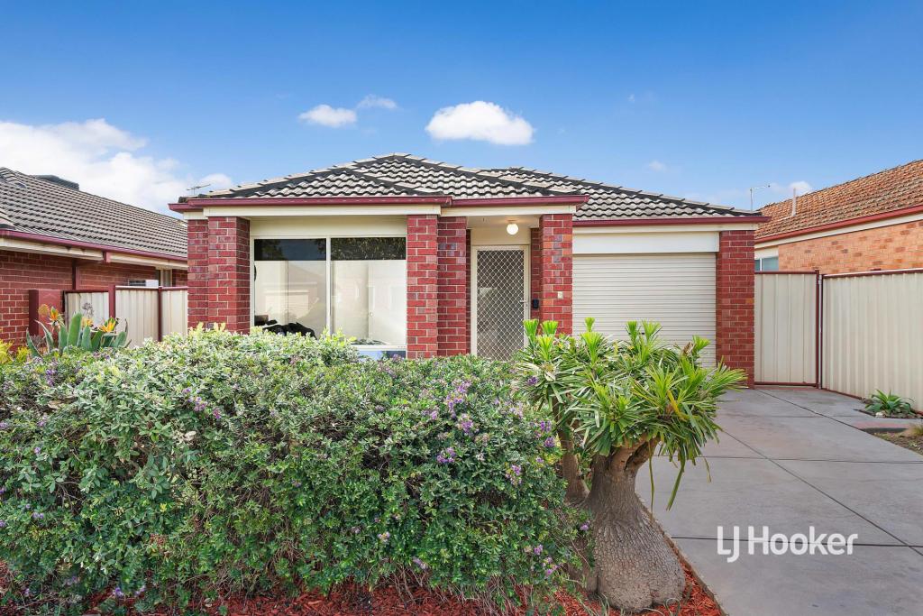 3 Pelham Cres, Wyndham Vale, VIC 3024