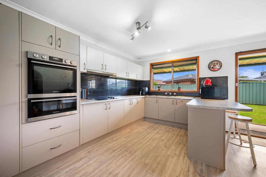 7 Darra Pl, St Johns Park, NSW 2176