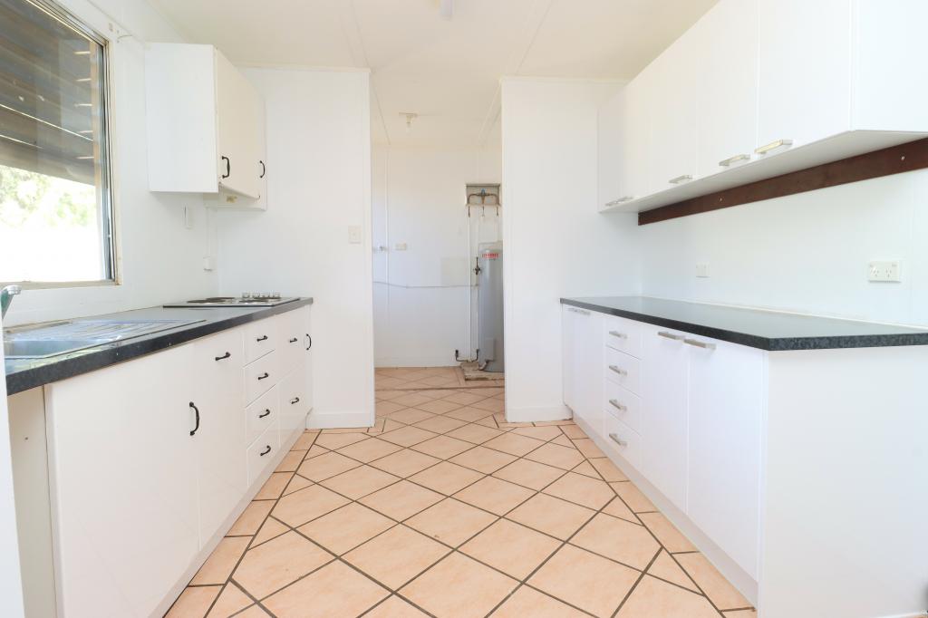 11 Tadman Ave, Pioneer, QLD 4825