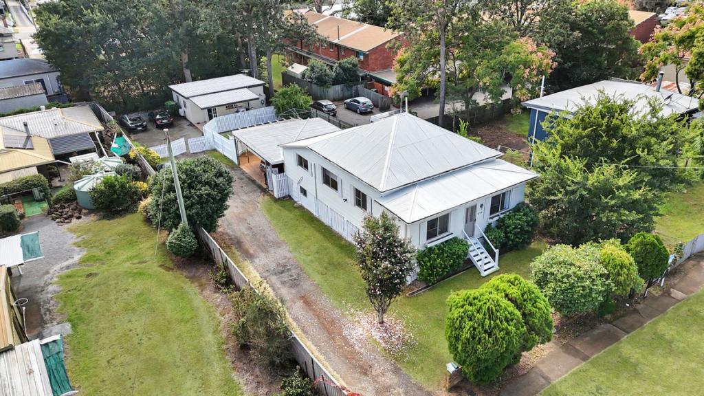 275b James St, Newtown, QLD 4350