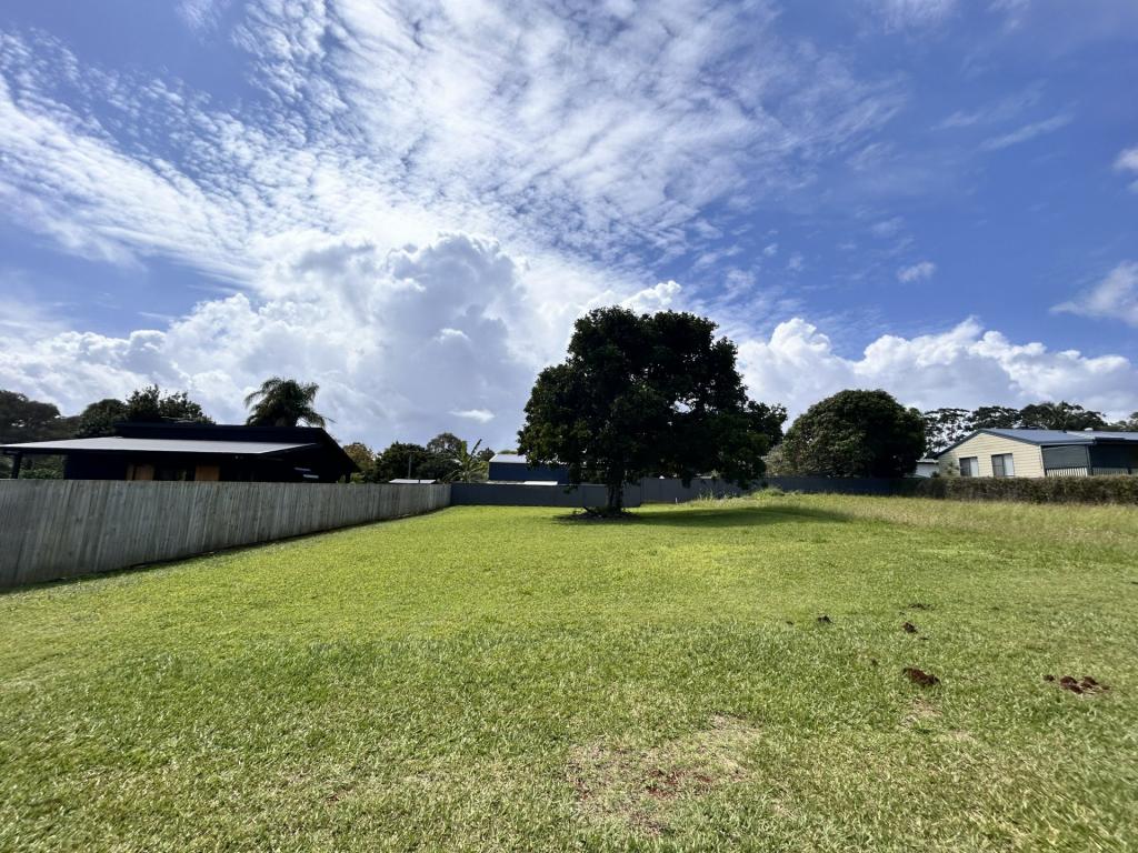 38 LONICERA ST, MACLEAY ISLAND, QLD 4184