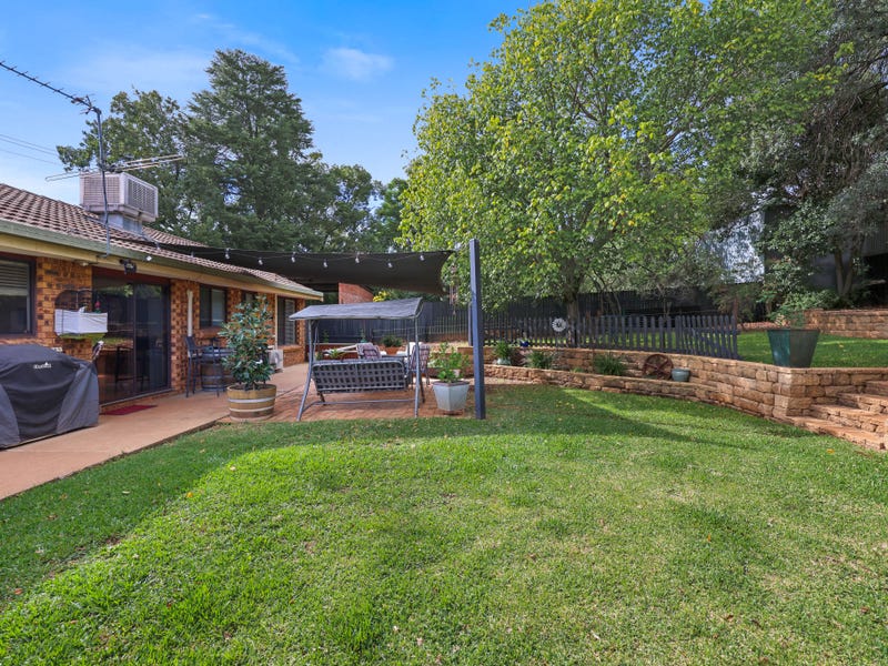 12 Sapphire Cres, East Tamworth, NSW 2340