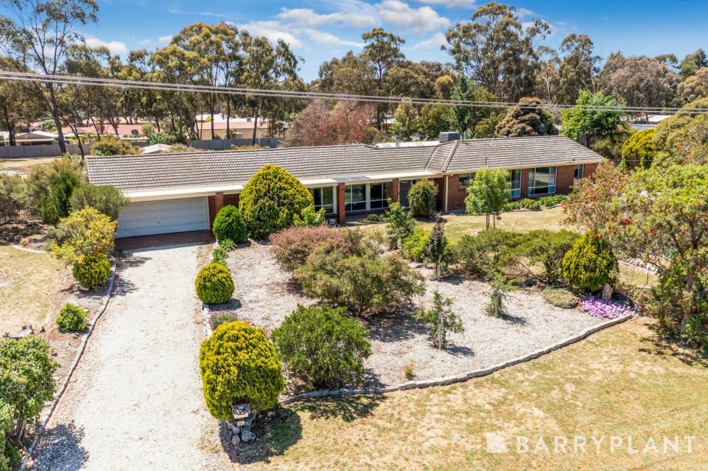 16 Forest Dr, Ascot, VIC 3551