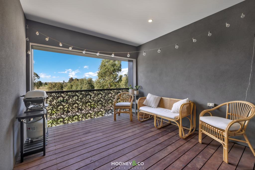 22 SPOTTED GUM CL, CLYDE, VIC 3978