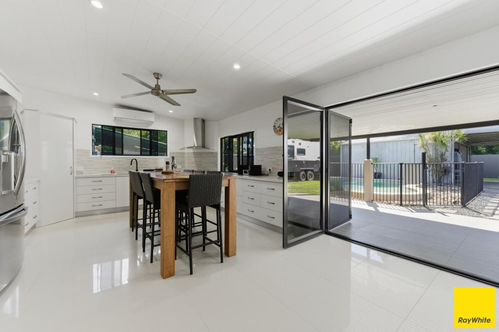 8 Wallace St, Manunda, QLD 4870