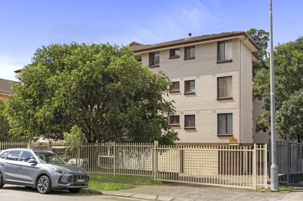 12/8-10 Goulburn St, Liverpool, NSW 2170