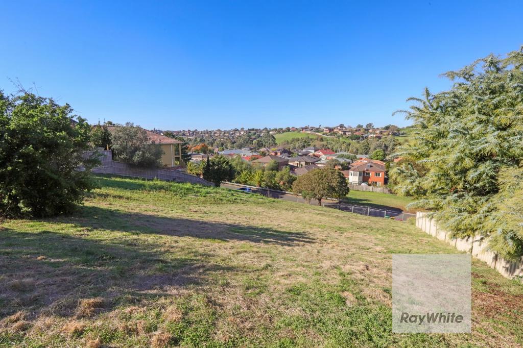 16 Primula Bvd, Gowanbrae, VIC 3043