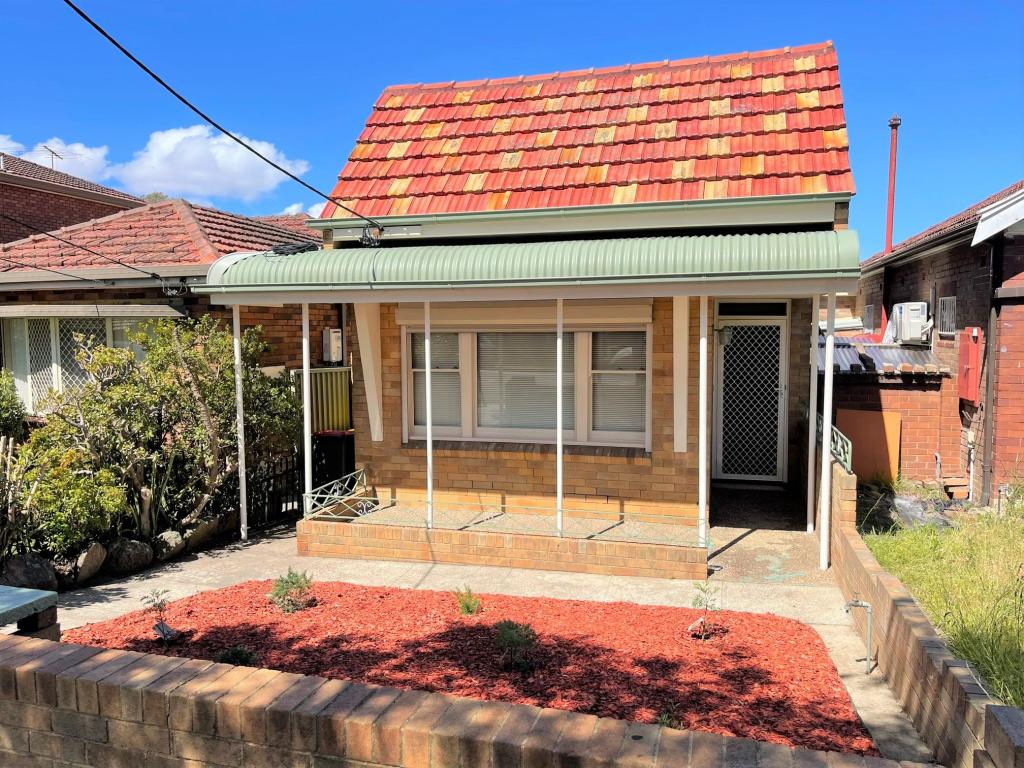 382 KINGSGROVE RD, KINGSGROVE, NSW 2208