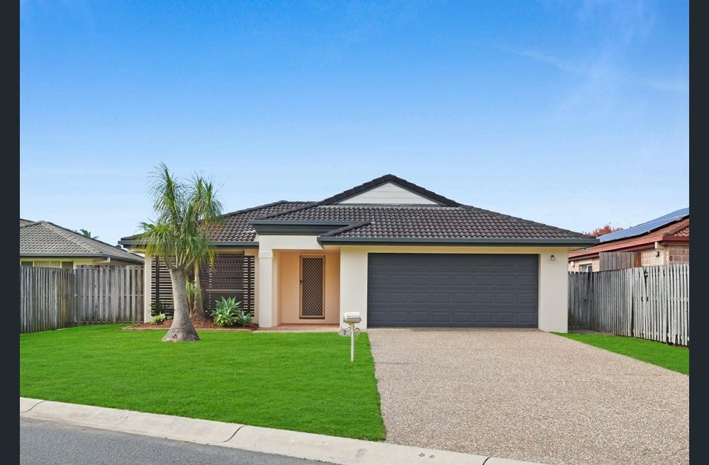 2 Barbie Ave, Varsity Lakes, QLD 4227