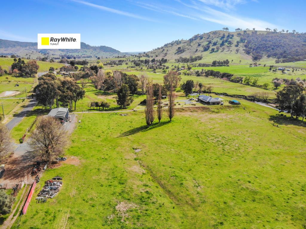 456 Grahamstown Rd, Adelong, NSW 2729