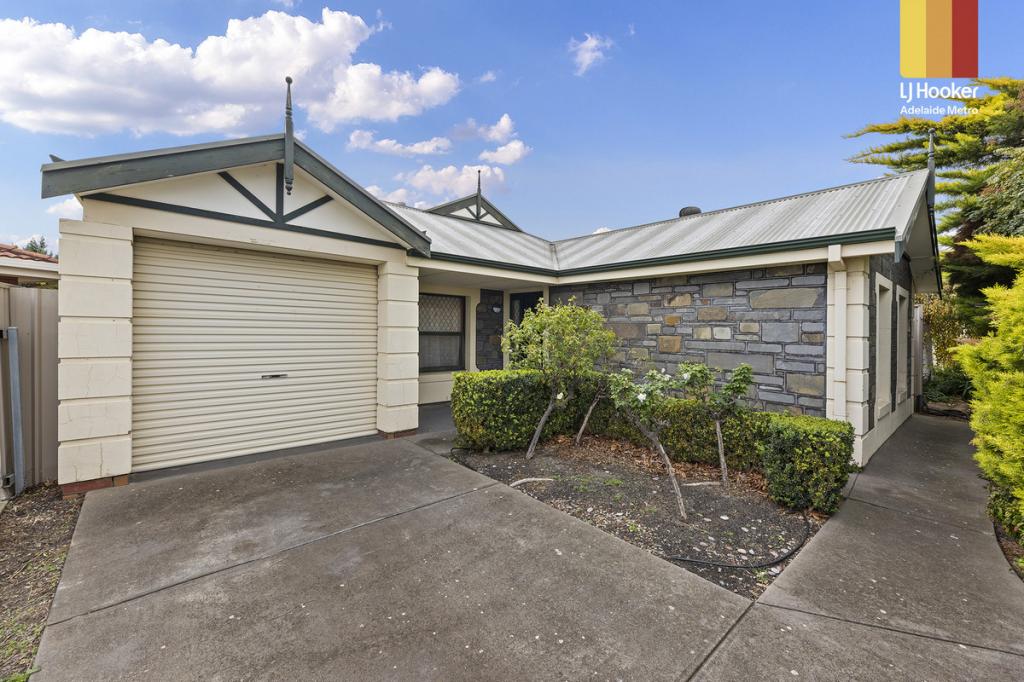 7 Mildara Cl, Woodcroft, SA 5162