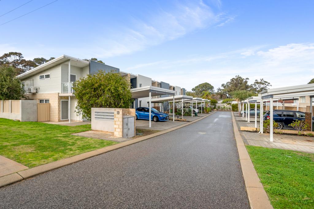 13/19 EACOTT ST, MANDURAH, WA 6210