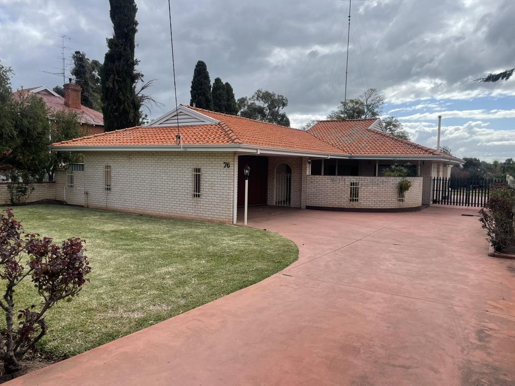 76 Chidlow St E, Northam, WA 6401