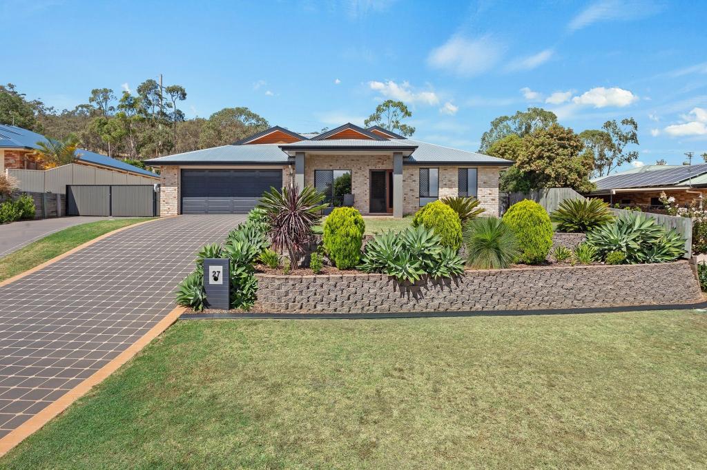 27 SCHAEFER CT, WESTBROOK, QLD 4350