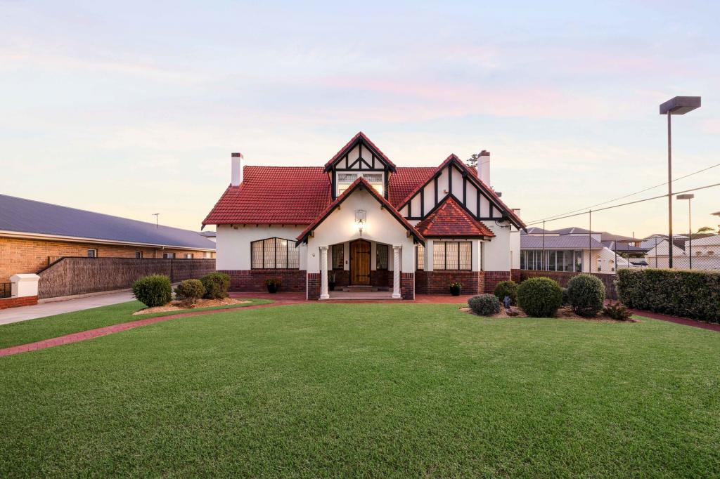 9 Rockingham St, West Beach, SA 5024