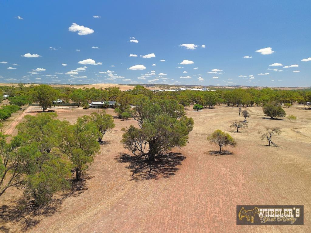 30 Hoops Rd, Cold Harbour, WA 6302