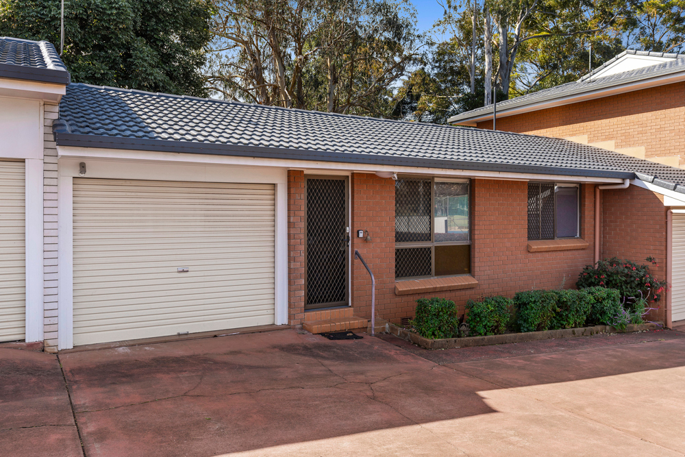 4/210a West St, South Toowoomba, QLD 4350