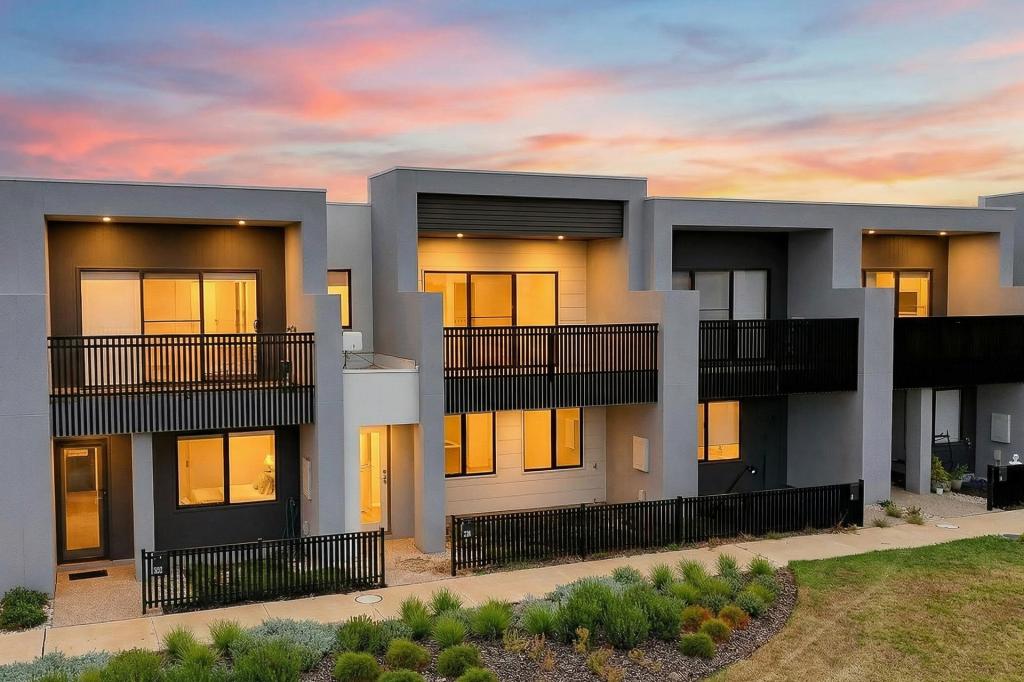 10 Pretty Walk, Fraser Rise, VIC 3336