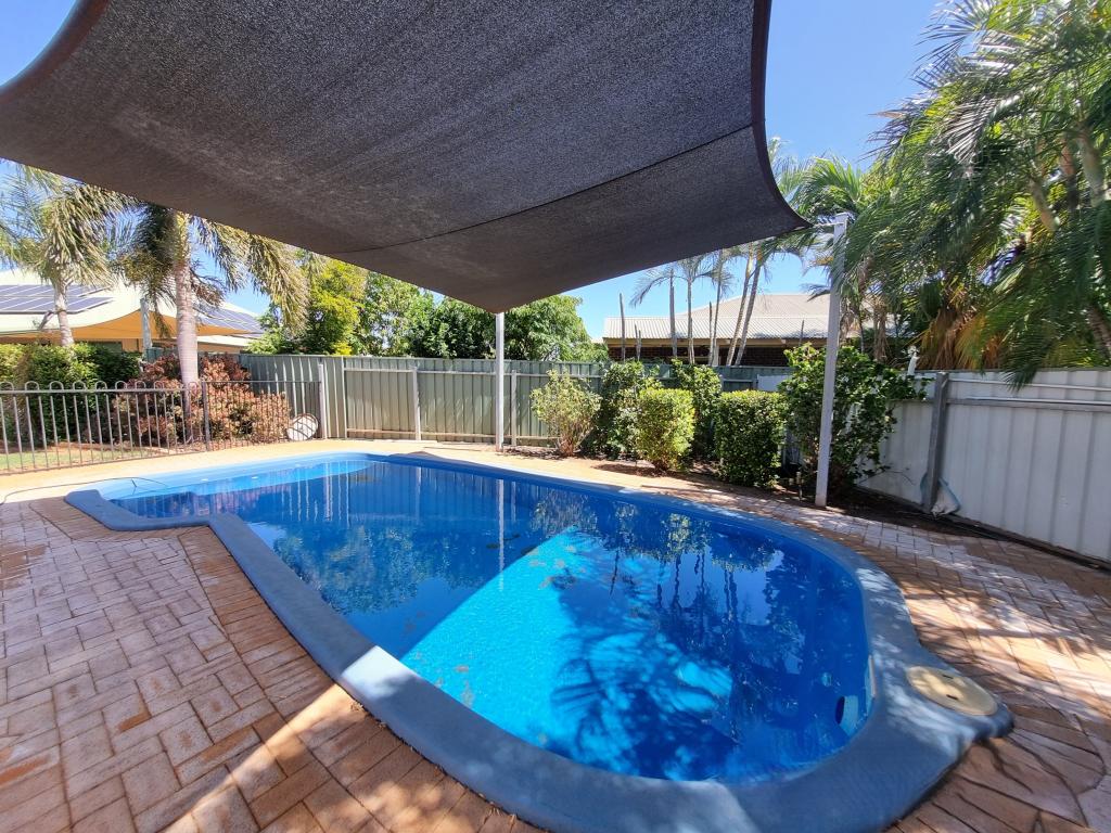 4 Haldane Cres, Baynton, WA 6714