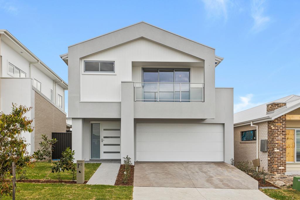 42 Coalminer Dr, Calderwood, NSW 2527