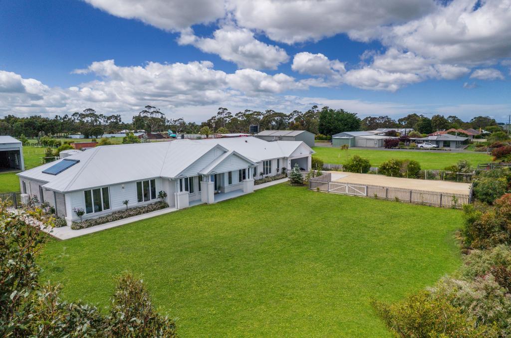 174 Russells Rd, Mailors Flat, VIC 3275