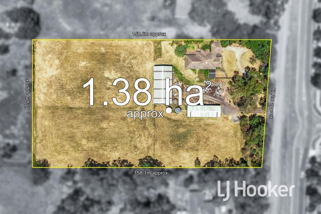 16 Mayfield Rd, Cranbourne East, VIC 3977