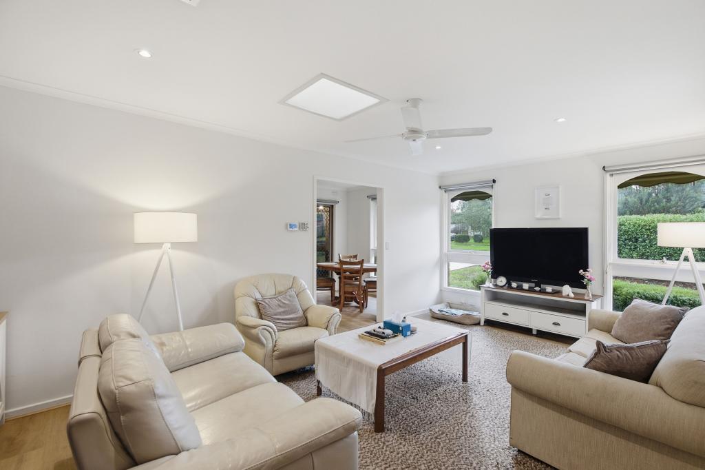 42a Cinerea Ave, Ferntree Gully, VIC 3156