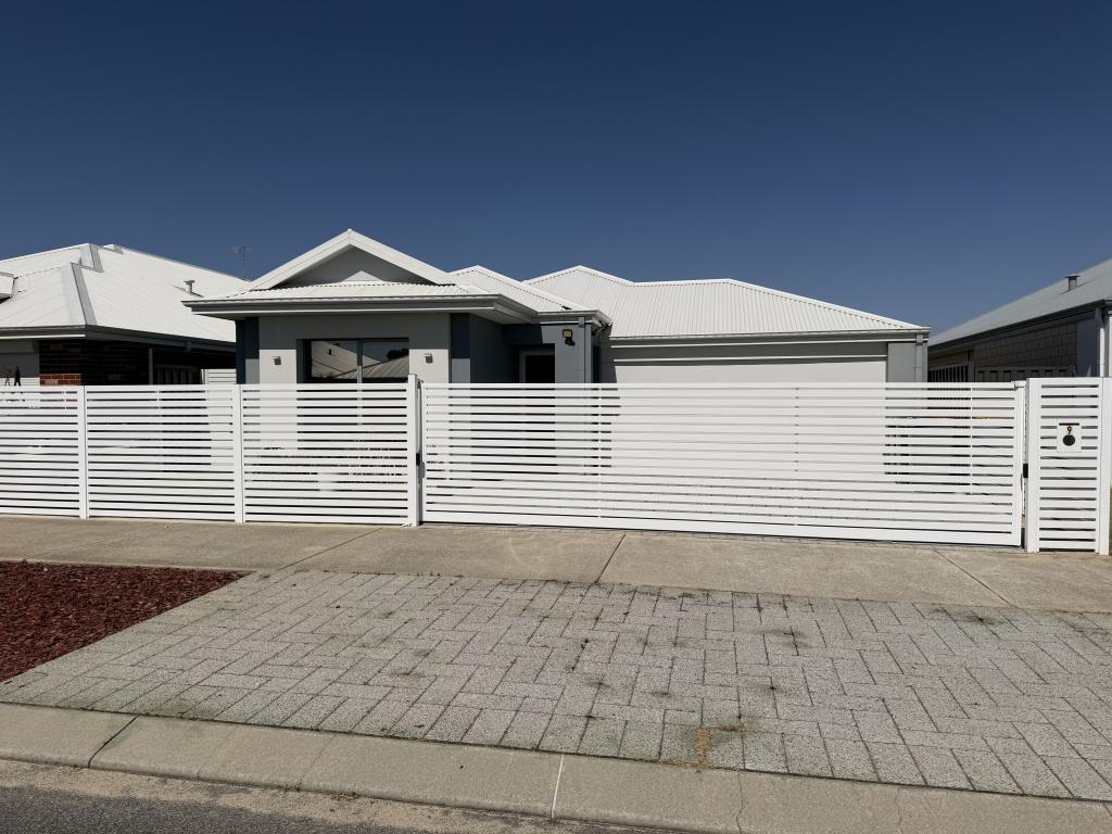 9 Lockhart St, Coodanup, WA 6210