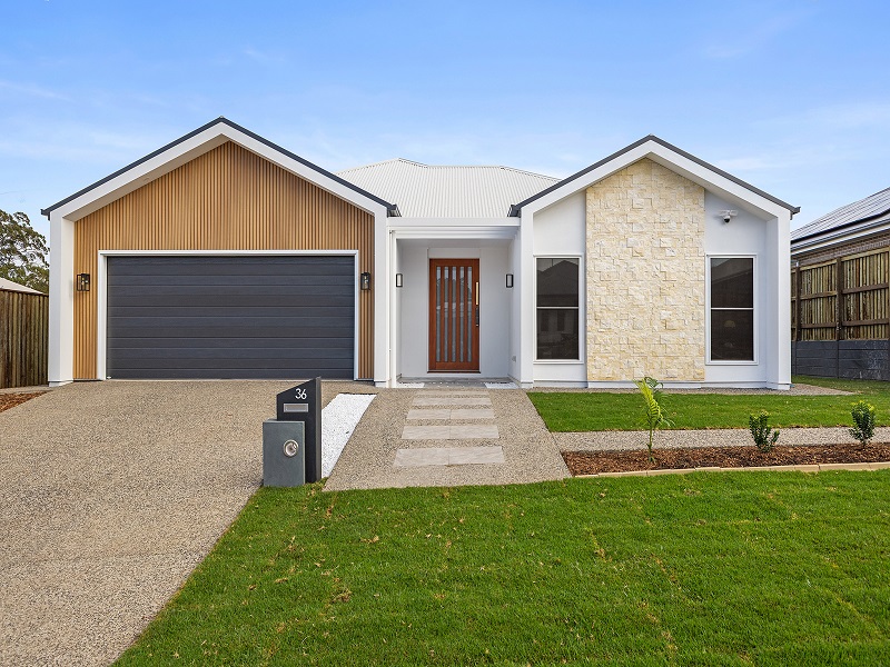 36 KYNOCH CRES, MOUNT KYNOCH, QLD 4350