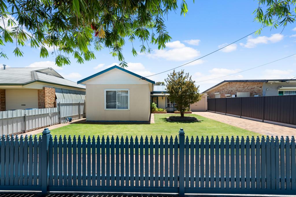 3 KYARRA ST, TAPEROO, SA 5017