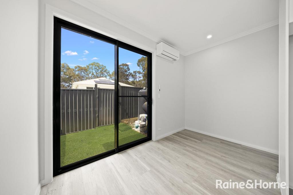 23a Epwell Rd, Ingleburn, NSW 2565