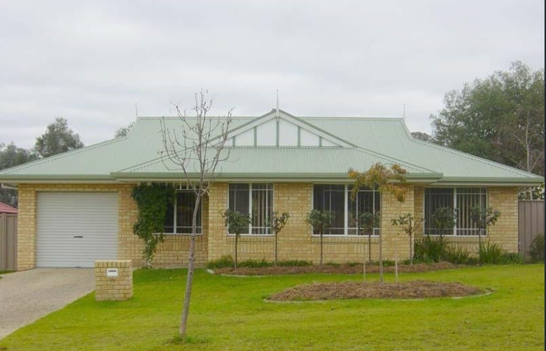 77 Johnston Rd, West Albury, NSW 2640