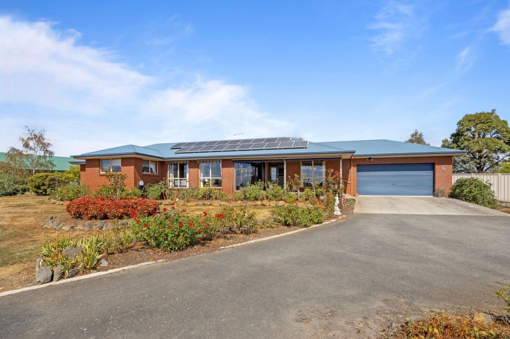 39 Clarke St, Miners Rest, VIC 3352