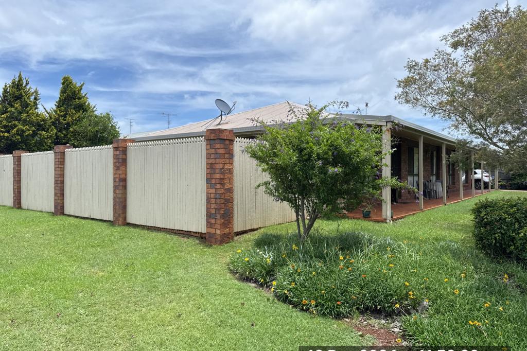 2 Jull Dr, Centenary Heights, QLD 4350