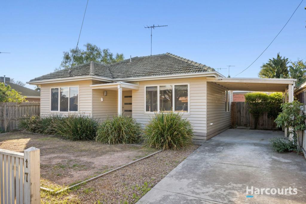 1/17 Pine Ave, North Shore, VIC 3214