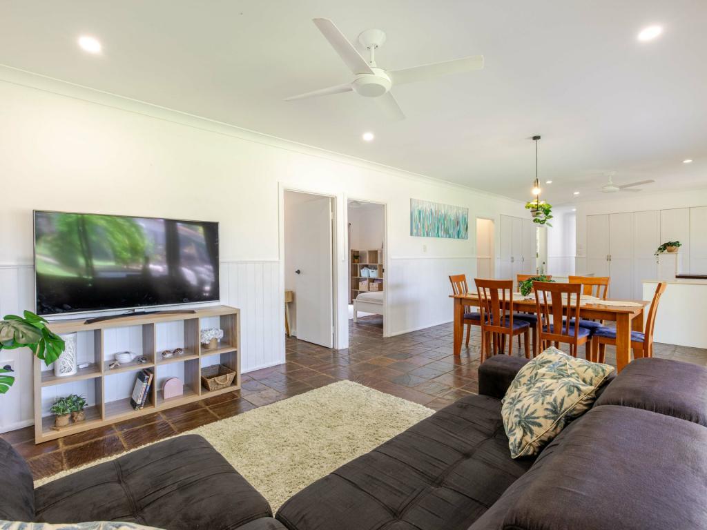 3 Shalom Cl, Cooya Beach, QLD 4873