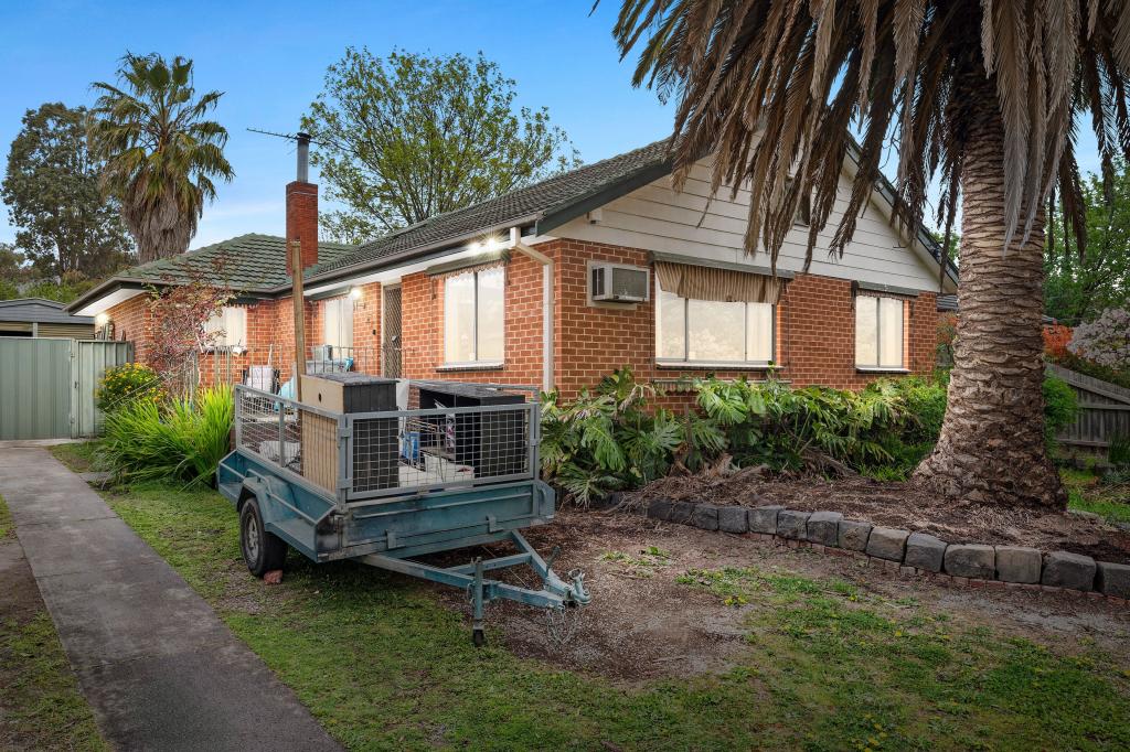 24 Sellick Dr, Croydon, VIC 3136